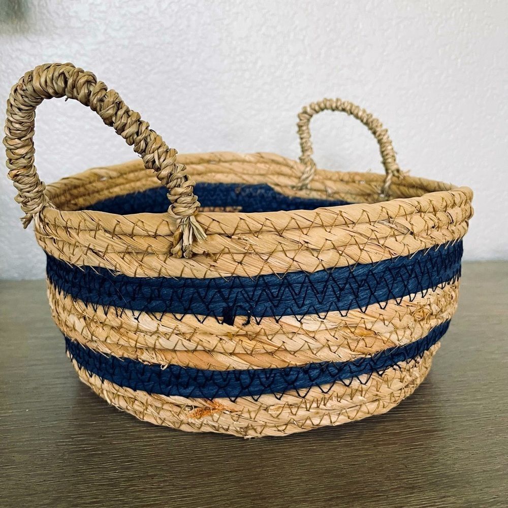 Woven Coastal Farmhouse Basket Organizer